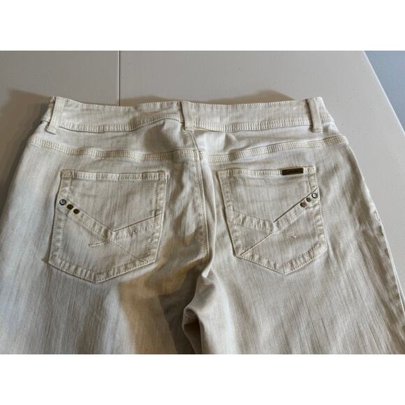 Chico's So Slimming beige denim jeans with stud details Sz 1 US 8 - Picture 5 of 9